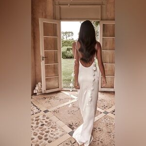 Eleonora Rose Gown - Meshki